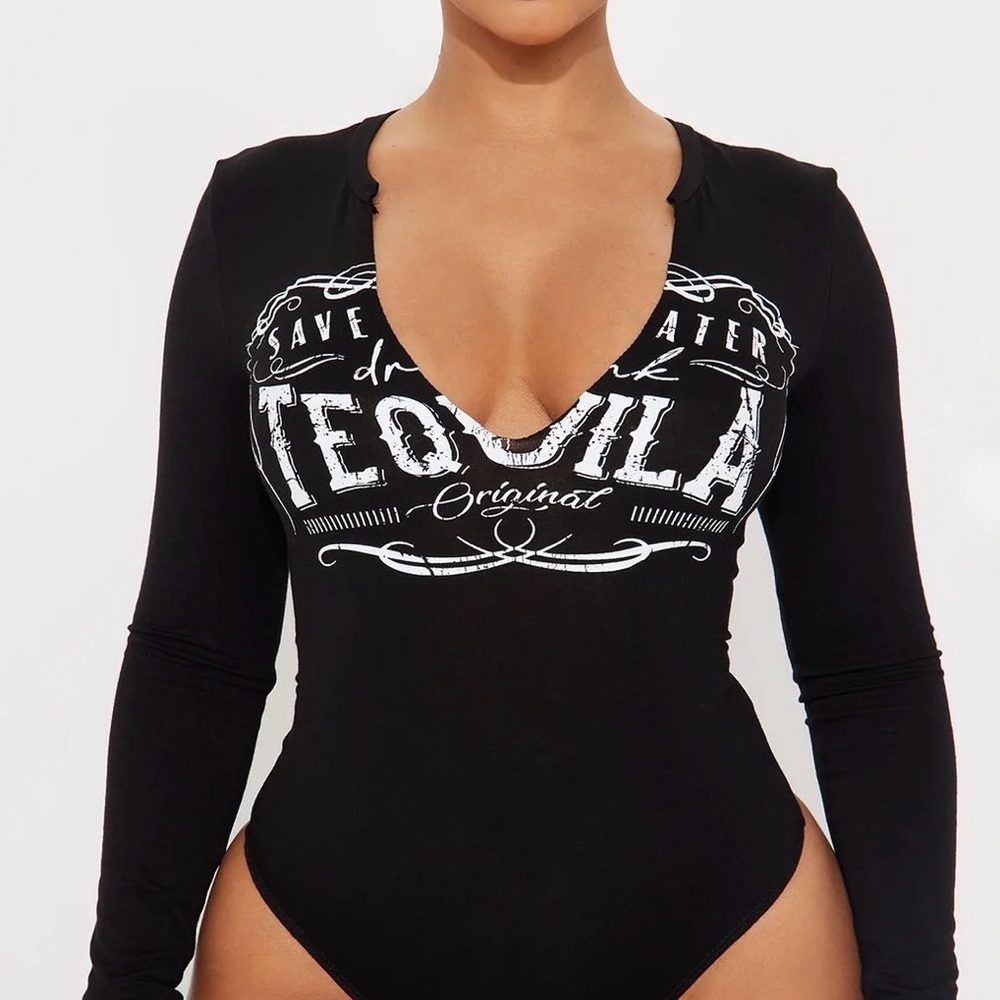 Fashion Nova- Save water graphic tee